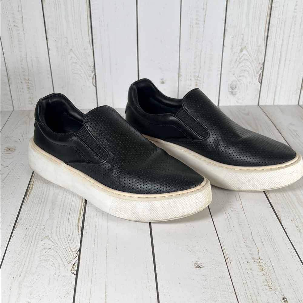 REBECCA MINKOFF • Black Slip-On Sneakers